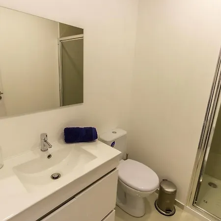 アパート Guest H4u - Povoa Seaside ポボア・デ・バルジン