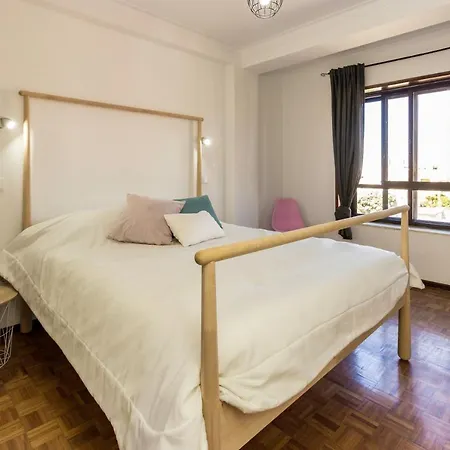 Guest H4u - Povoa Seaside Apartment