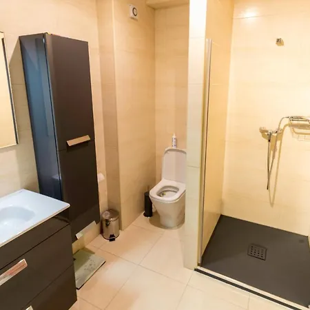 Guest H4u - Povoa Seaside アパート