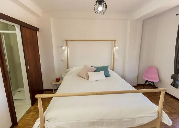 Guest H4u - Povoa Seaside Apartment