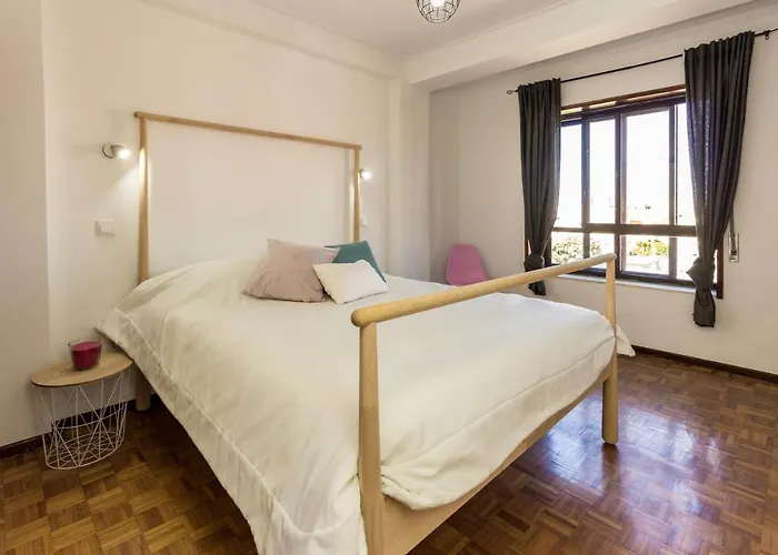 Guest H4u - Povoa Seaside Apartment