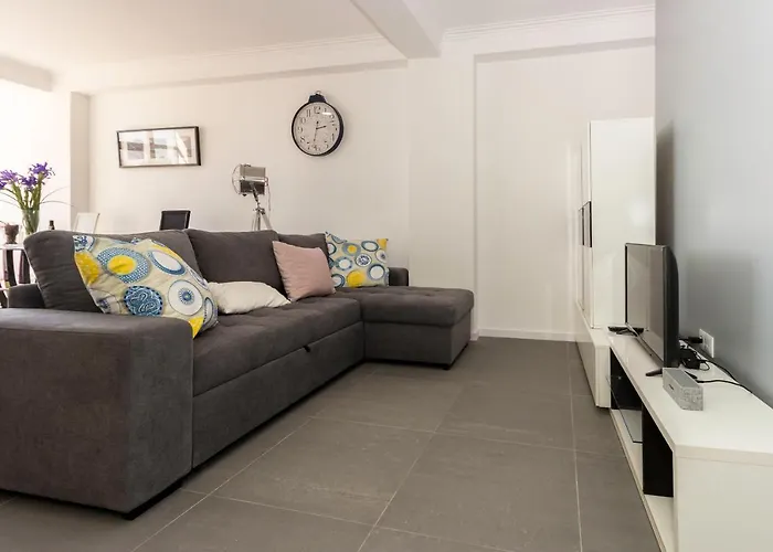 Guest H4u - Povoa Seaside Apartment *