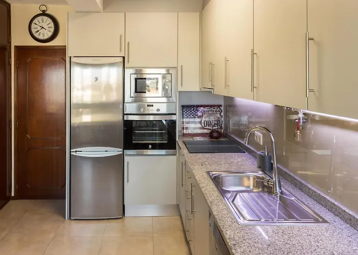 Guest H4u - Povoa Seaside Apartment